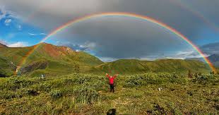 image of a rainbow. Image credit: Wikipedia